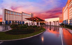 Universal’s Endless Summer Resort – Dockside Inn&Suites